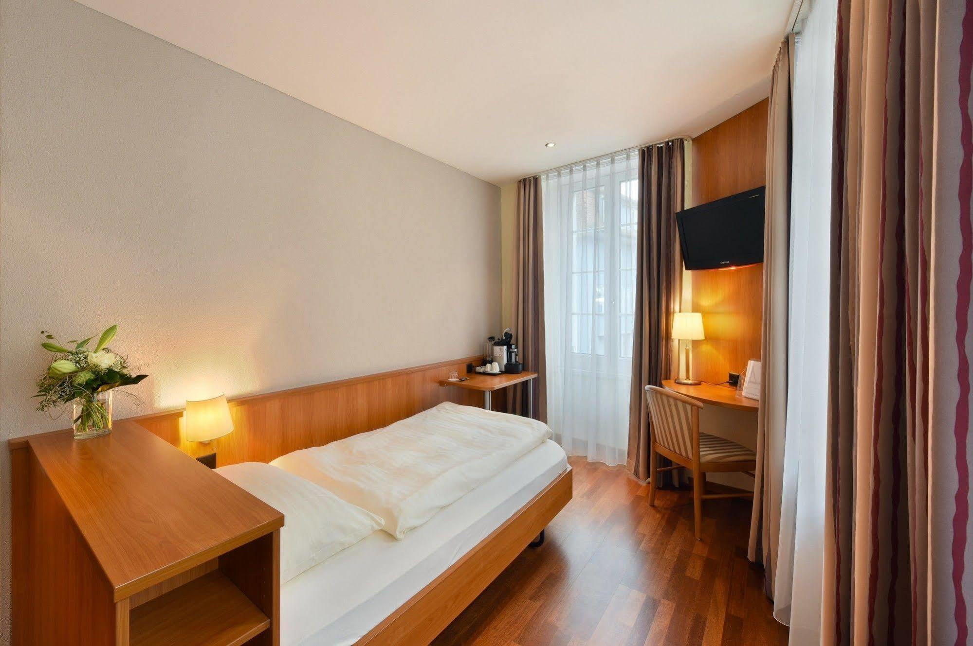 Apart Hotel Amadeo Zofingen Εξωτερικό φωτογραφία