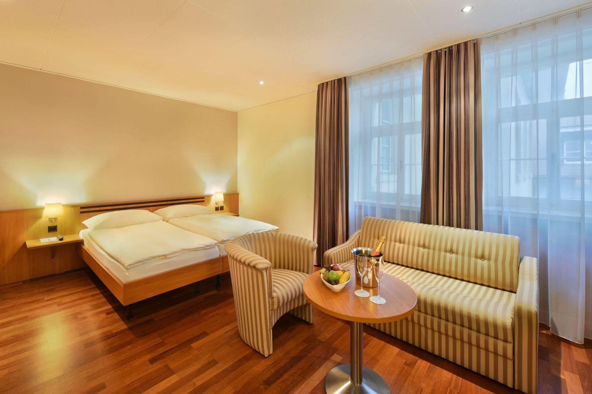 Apart Hotel Amadeo Zofingen Εξωτερικό φωτογραφία